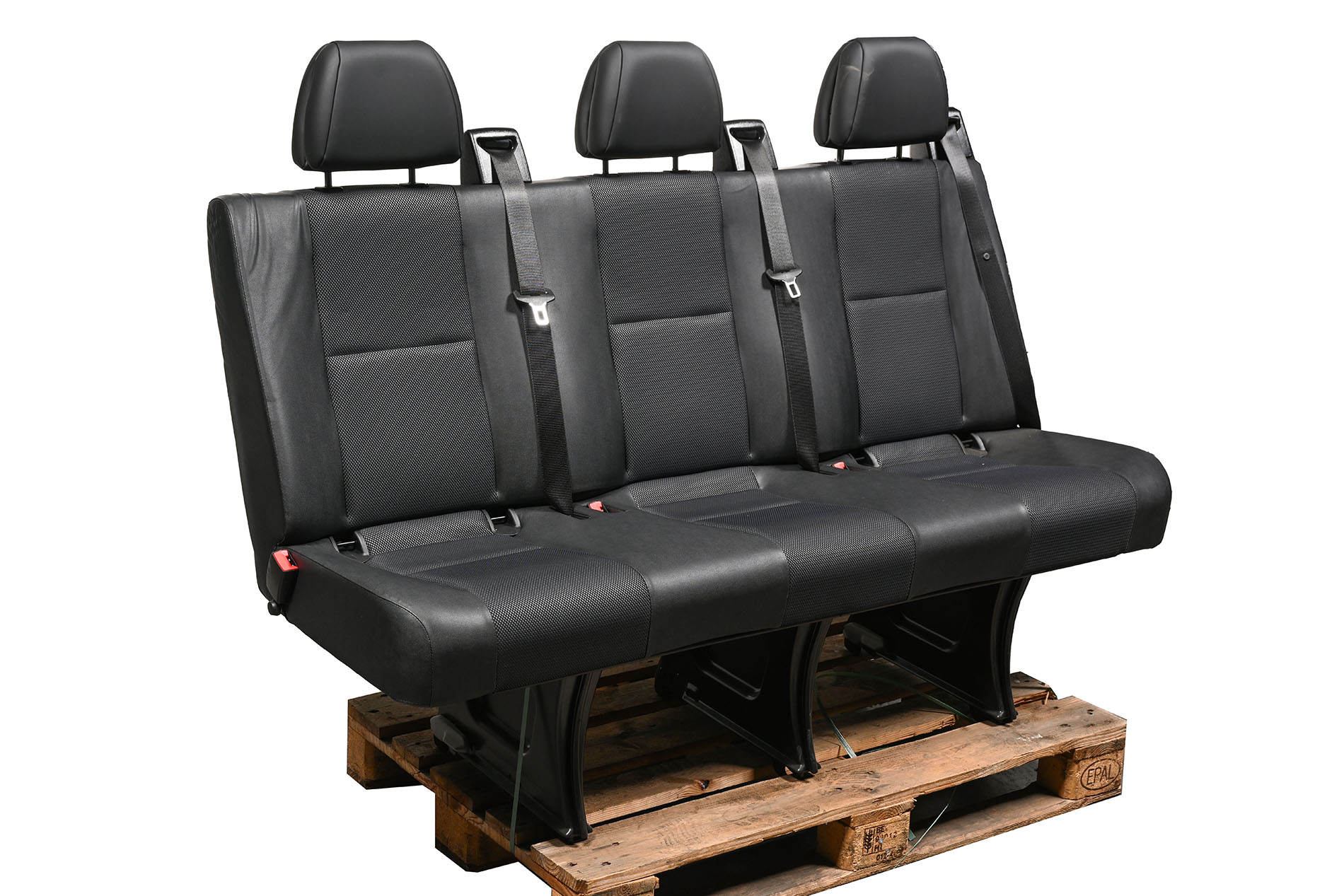 Trijų vietų sėdynės gale visose eilėse plati Komplektas