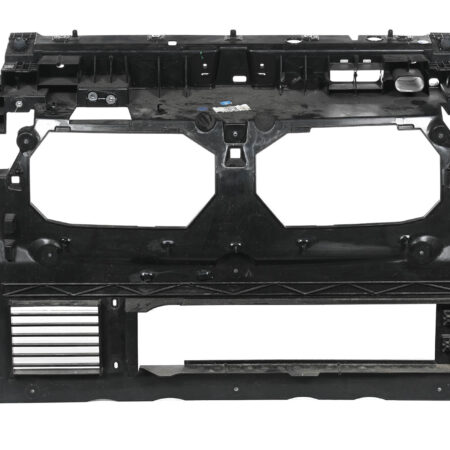 Traversas priekinis M200