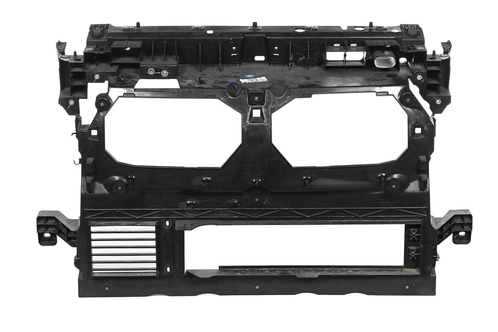 Traversas priekinis M200