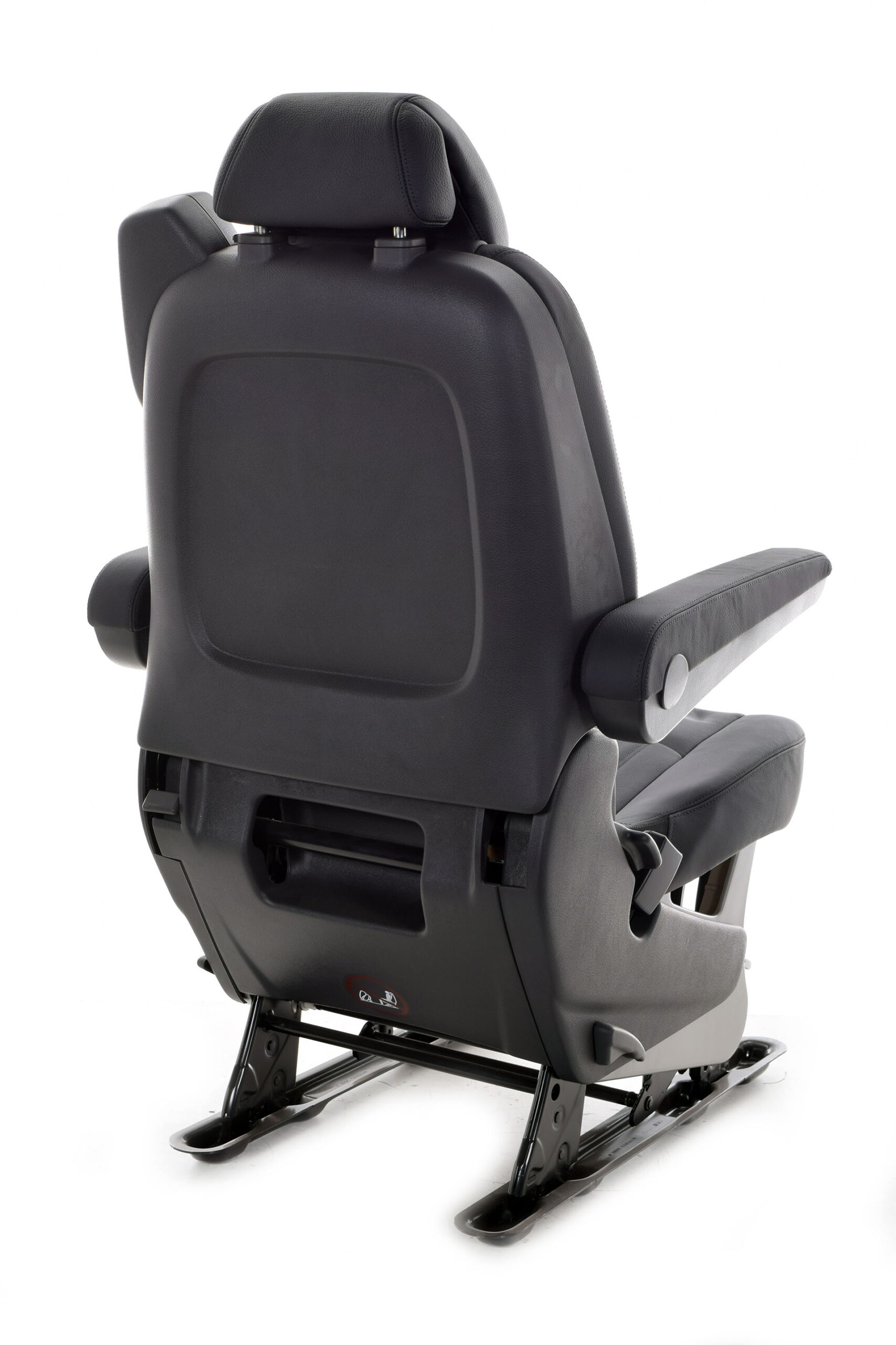 Viena sėdynė gale visose eilėse atnaujinta - Image 3